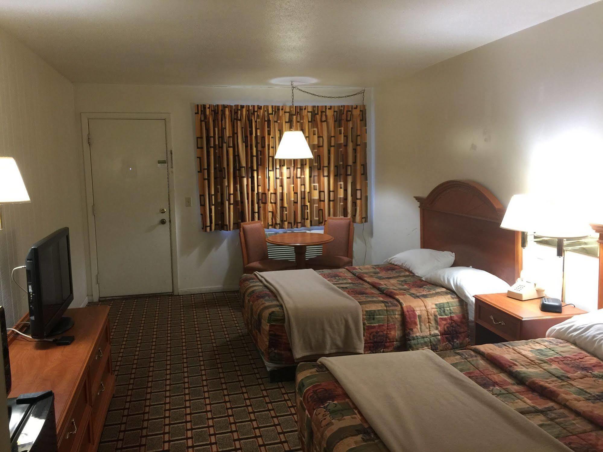 Motel Budget 2*